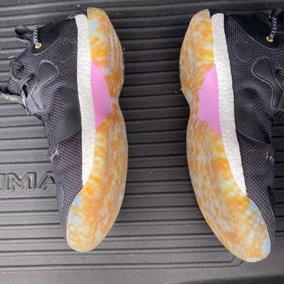 HARDEN VOL 6 - Picture 2 of 5